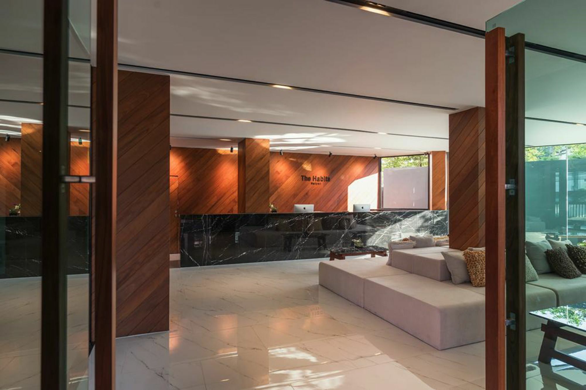 The Habita Hatyai Hat Yai Exteriör bild